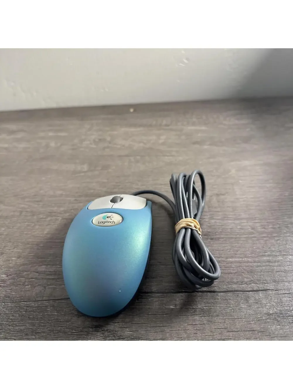 VTG Logitech iFeel Mouse M-UN58a Optical Light Blue Wired USB Transparent Base